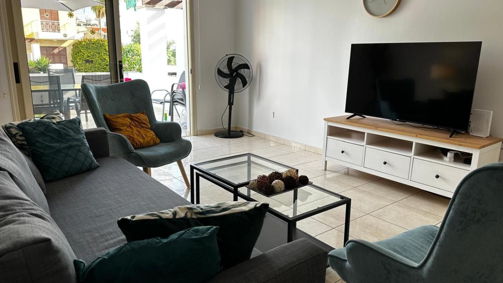Apartament Cosy House With Pool, Paphos Pafos,Tombs Of Kings Екстериор снимка